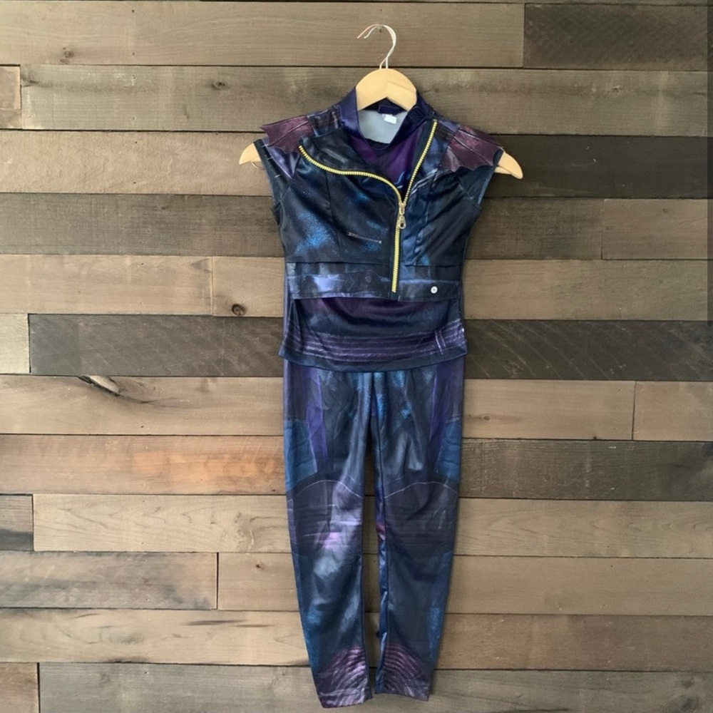 Descendants 3 Mal costume size 7-8